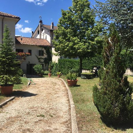 Casa Con Giardino Villa Pescasseroli Exterior photo